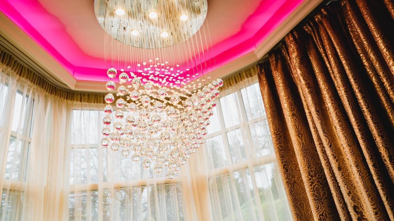 The Cranleigh Boutique Hotel โบว์เนส ออน วินเดอเมียร์ ภายนอก รูปภาพ